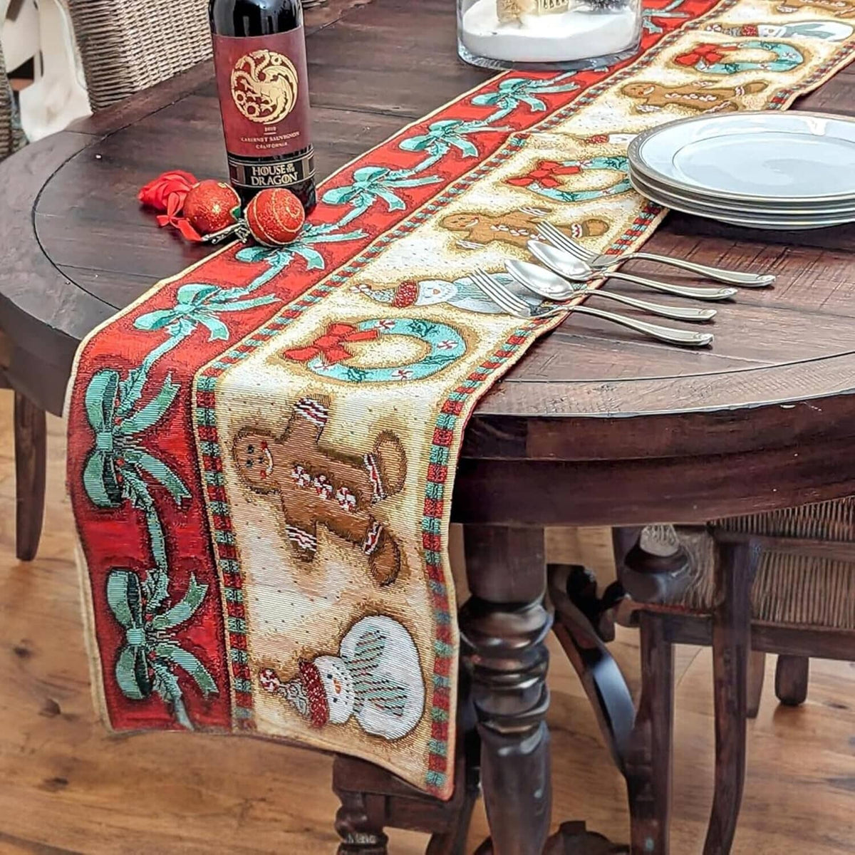 DaDa Bedding Gingerbread Snowman Holiday Woven Tapestry Dining Table Runner (12917)