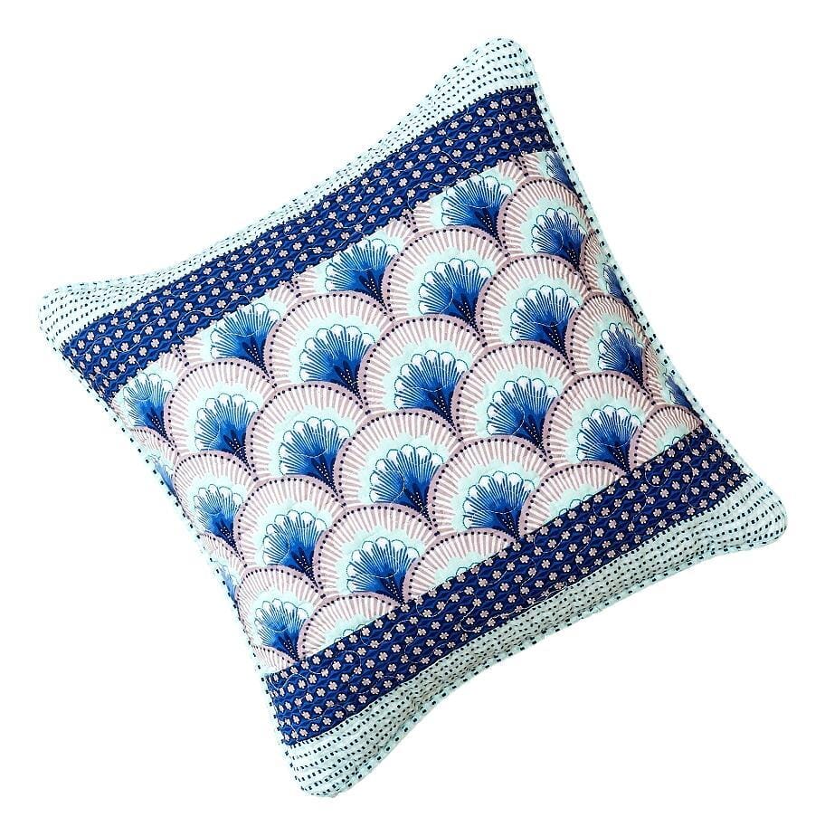 DaDa Bedding Set of 2-Pieces Mediterranean Fans Waves Minty Blue Throw Pillow Covers, 18" x 18" (JHW884)
